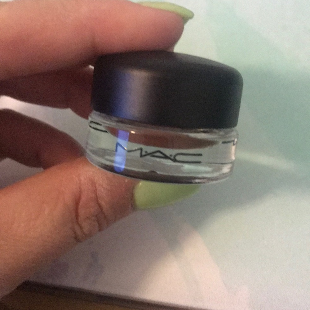 MAC dip down AA6